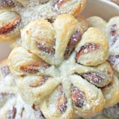 Nutella puff pastry flowers