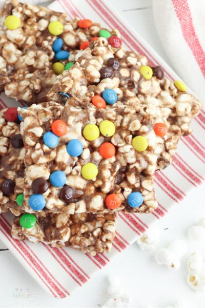 Marshmallow & Chocolate Popcorn Bars - Eazy Peazy Desserts