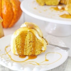 PUMPKIN BUNDT CAKE with fresh pumpkin and buttercream frosting