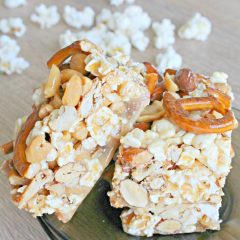 Sweet and salty POPCORN BARS with caramel