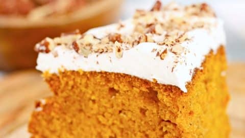 Delicious & Easy Air fryer PUMPKIN CAKE - Eazy Peazy Desserts
